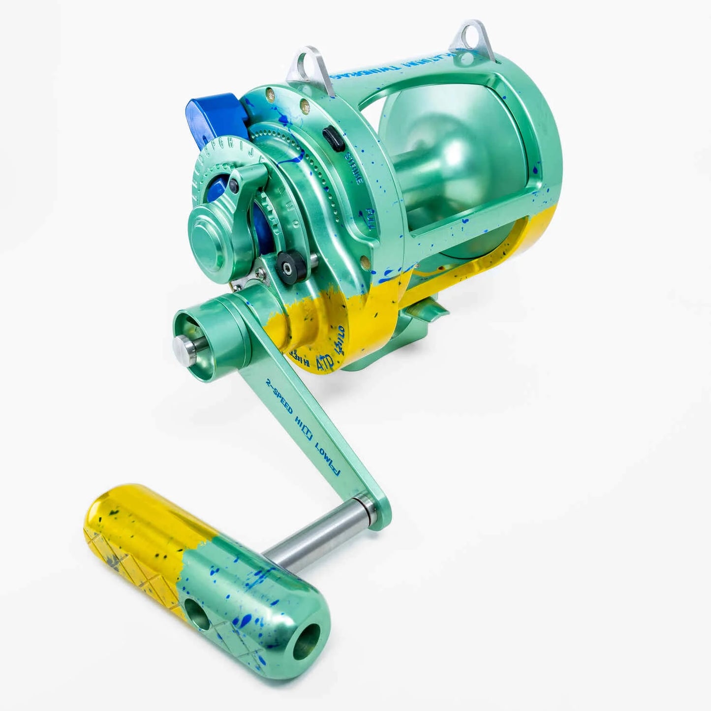 Accurate Platinum Twin Drag Conventional Reel